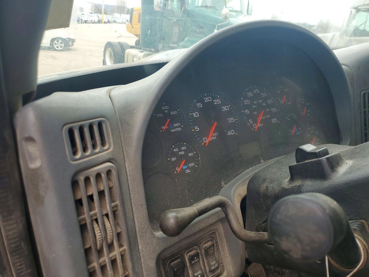 2003 International 4000 4400