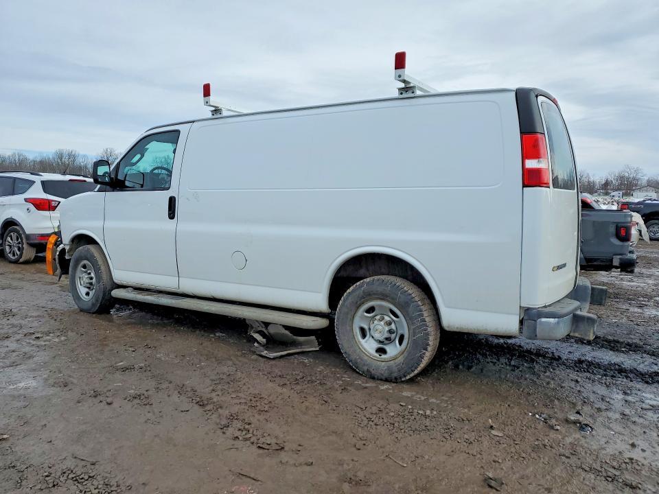 2023 Chev Rolet Express 2500 Cargo Delivery van