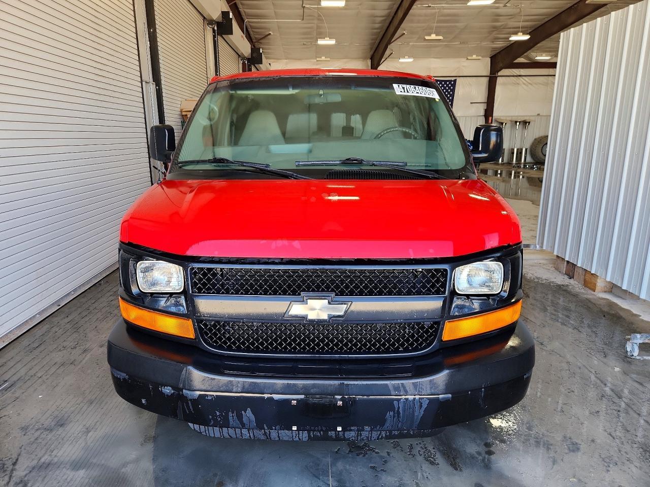 2004 Chev Express G3500