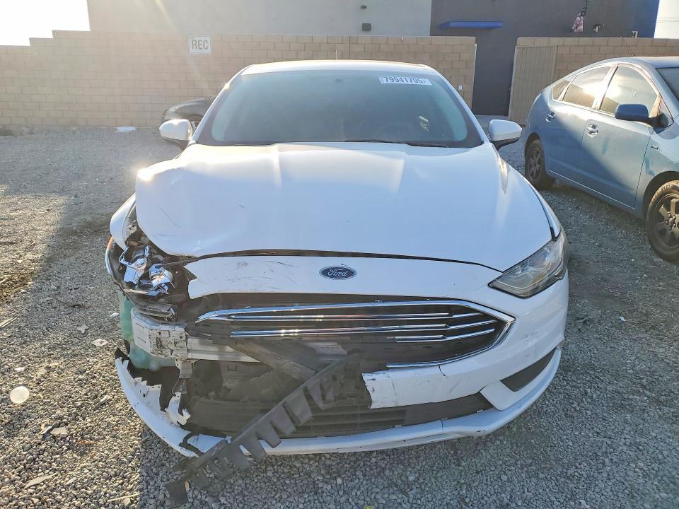 2018 Ford Fusion se Hybrid