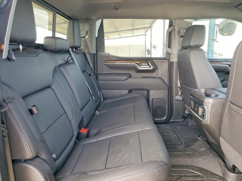 2025 GMC Sierra C1500 Elevation