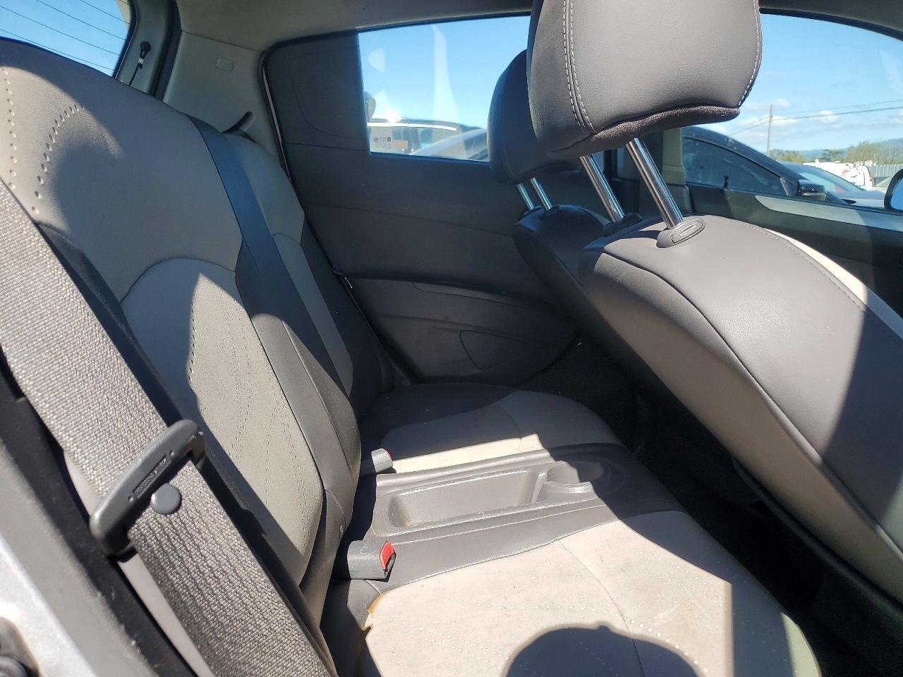 2015 Chevrolet Spark 2LT