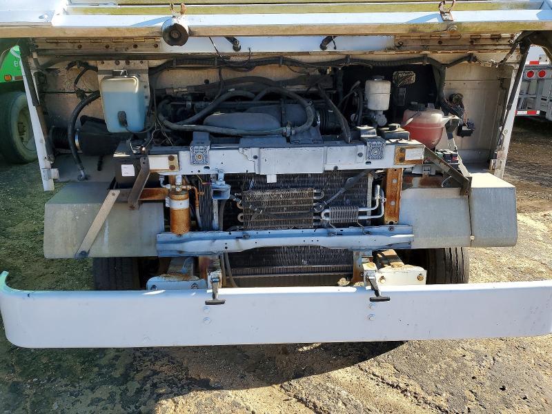 2004 Ford E450 Delivery Truck