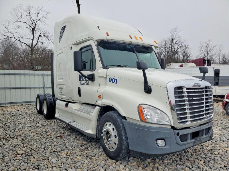2013 Freigliner Cascadia 125
