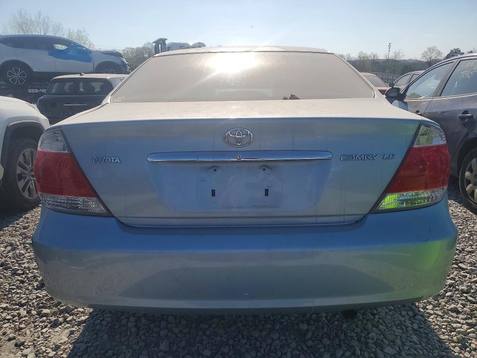 2006 Toyota Camry le