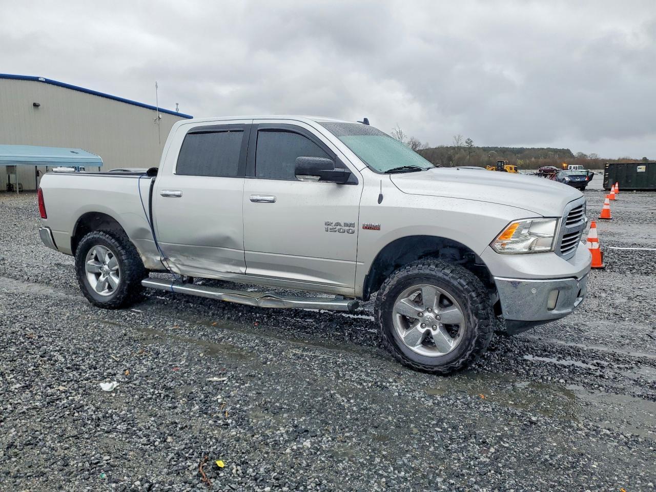 2017 Dodge RAM 1500 SLT