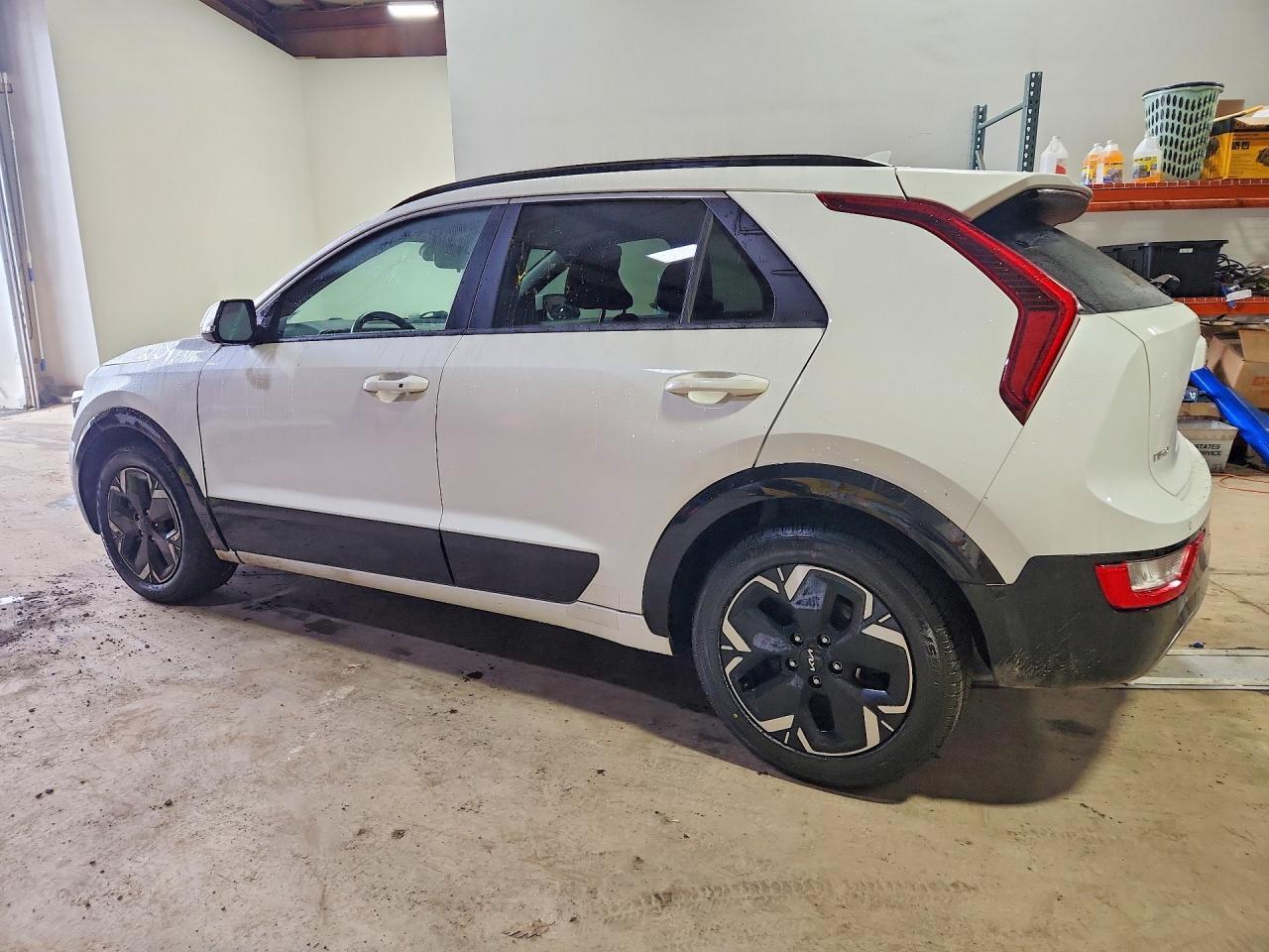 2023 KIA Niro ev Wind