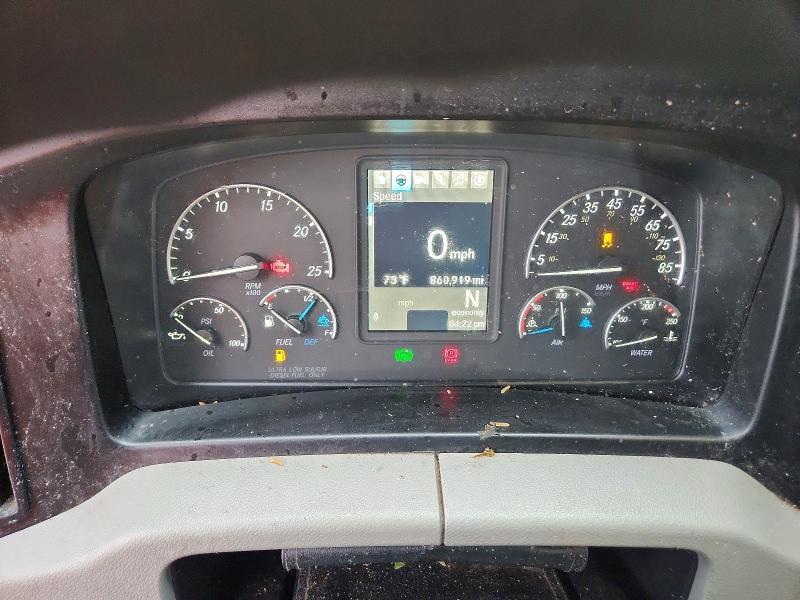 2019 Freigliner 2019 Freightliner Cascadia 126 Semi Truck
