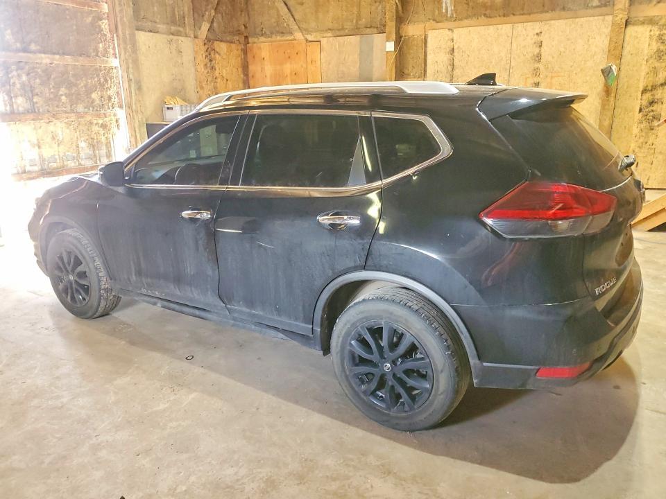 2020 Nissan Rogue sv
