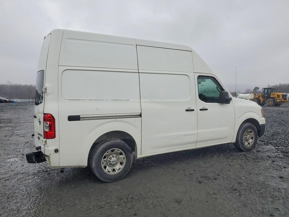 2012 Niss An nv 2500 Delivery van