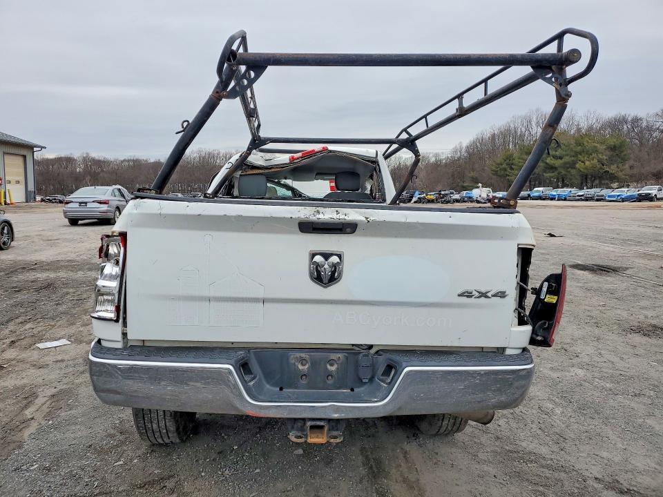 2014 Dodge Ram 2500 st