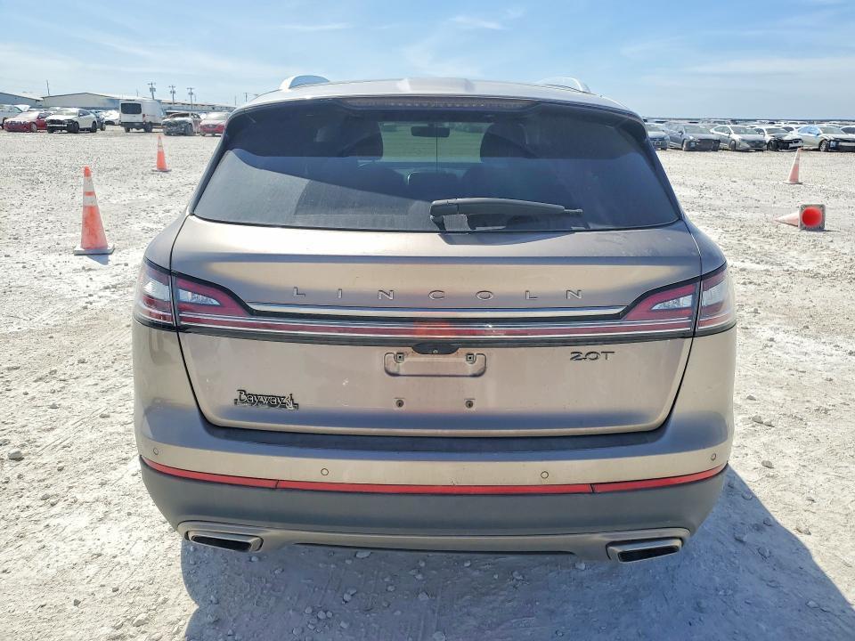 2019 Lincoln Nautilus Reserve