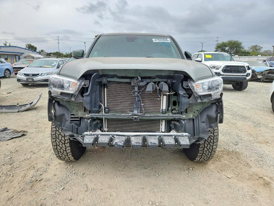 2022 Toyota Tacoma trd Off-road