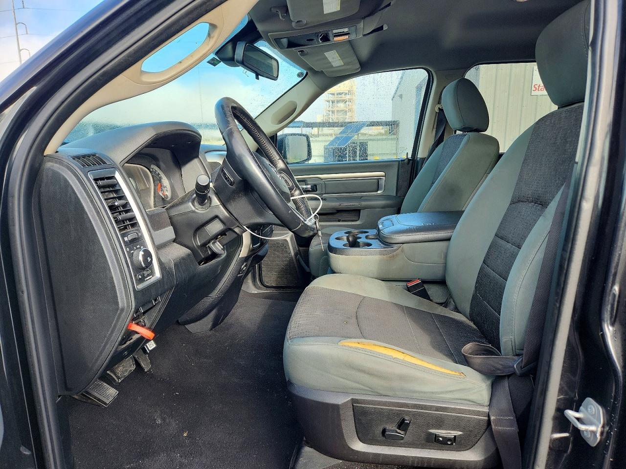 2016 Dodge RAM 1500 SLT