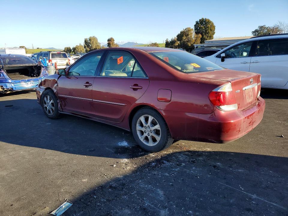 2005 Toyota Camry xle V6
