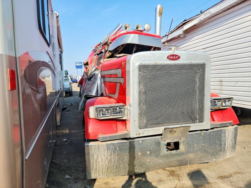 2003 Peterbilt 379 Semi Truck
