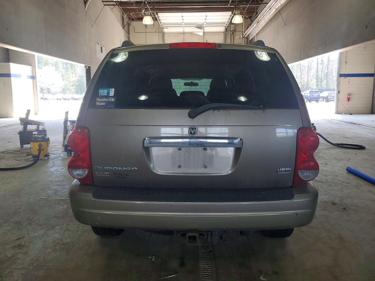 2005 Dodge Durango slt