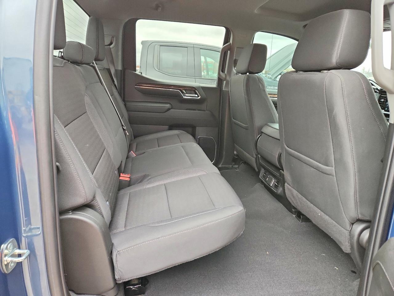 2024 Chevrolet Silverado K1500 LT-L