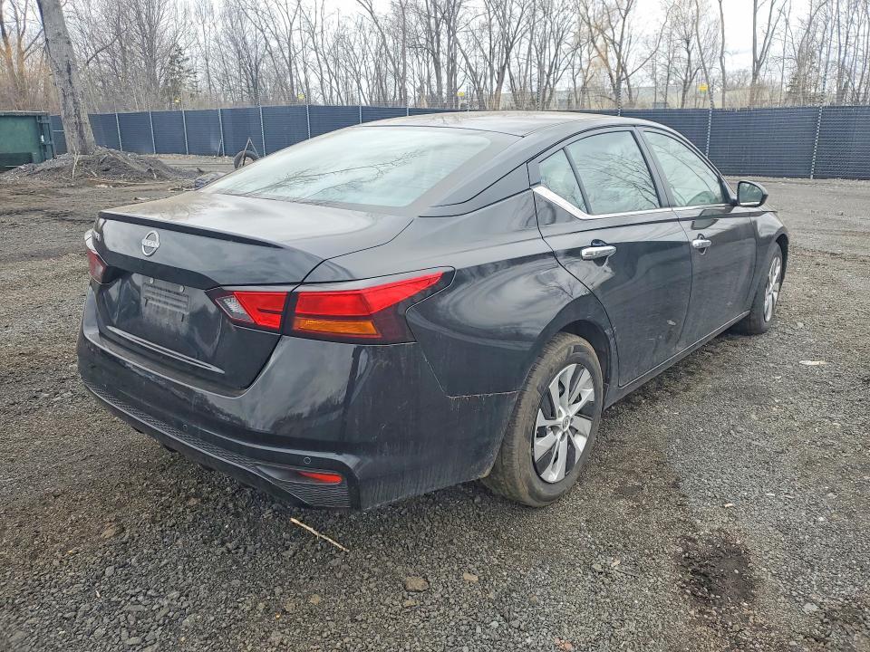 2024 Nissan Altima 2.5 s