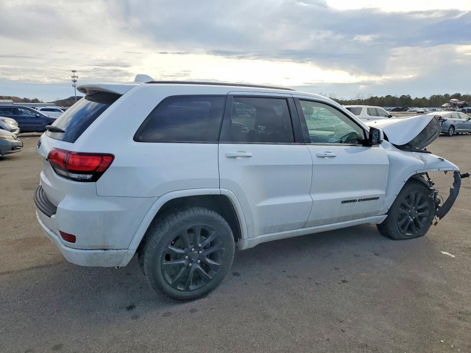 2019 Jeep Grand Cherokee Laredo