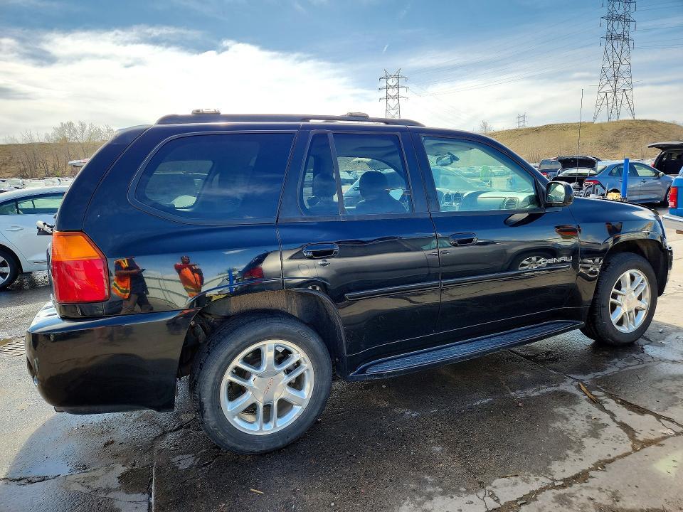 2007 GMC Envoy Denali