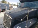 1998 Volv O VN Semi Truck