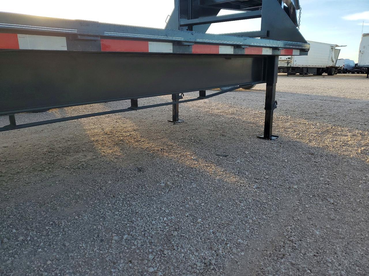 2025 Texas Bragg ED355OTWGN14 Equipment Trailer