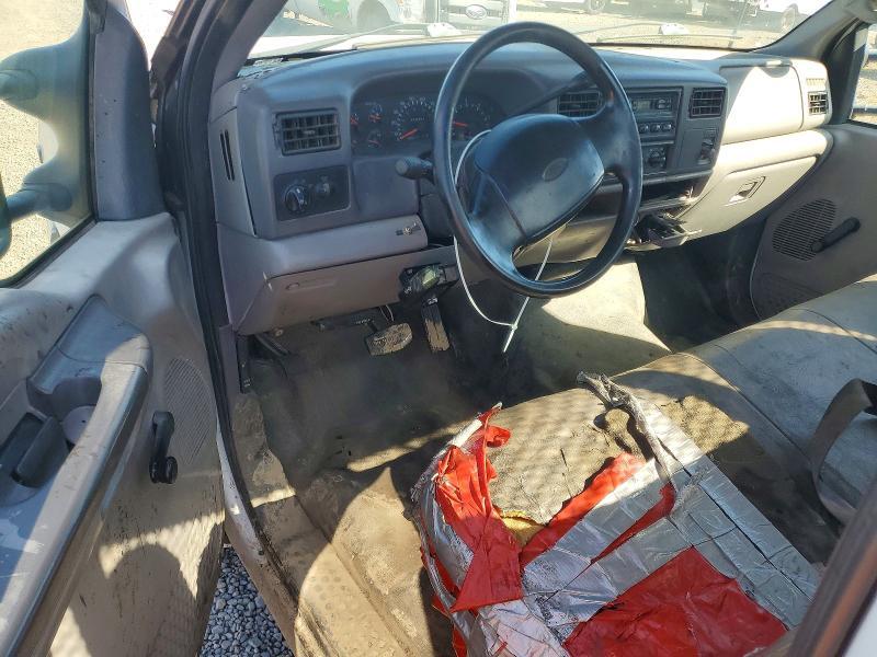 1999 Ford F450 Super Duty Flatbed Truck