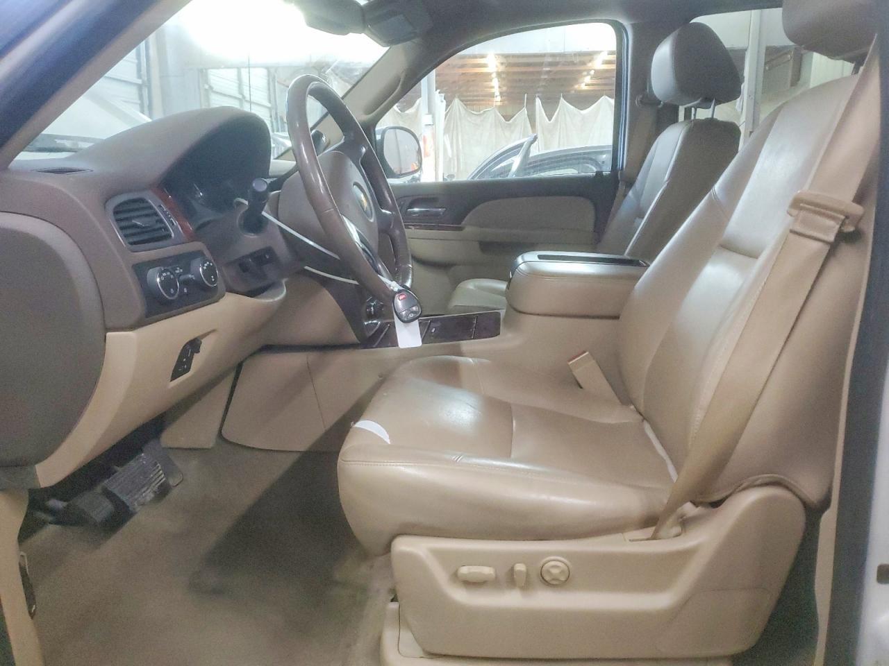 2013 Chevrolet Avalanche LTZ