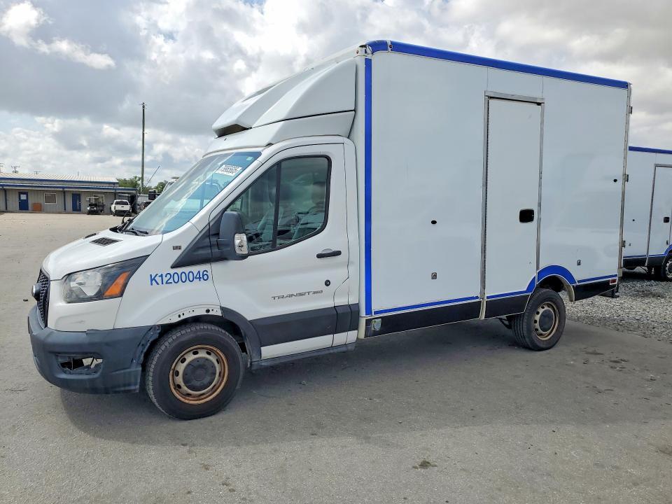 2020 Ford Transit Delivery Truck