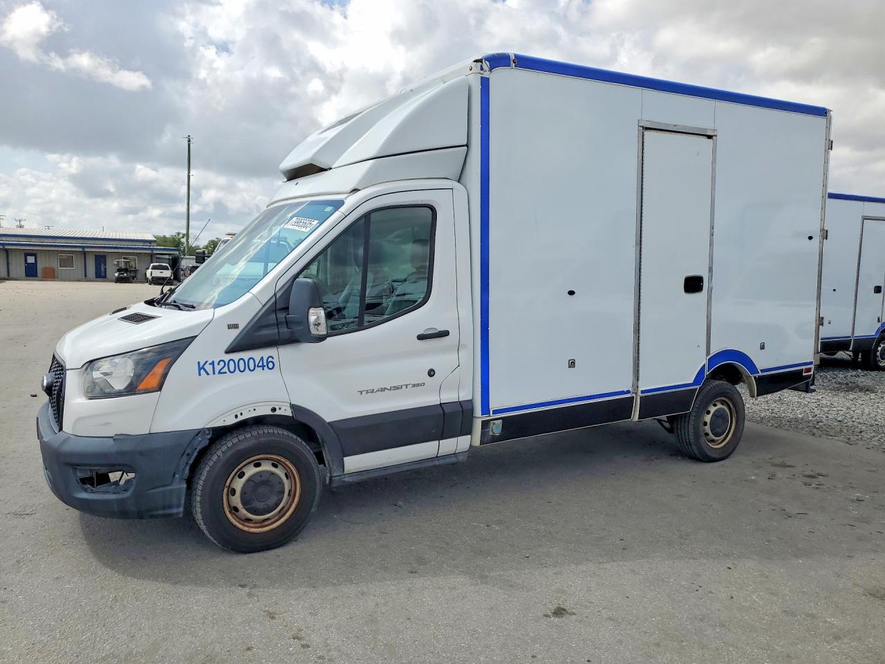 2020 Ford Transit Delivery Truck