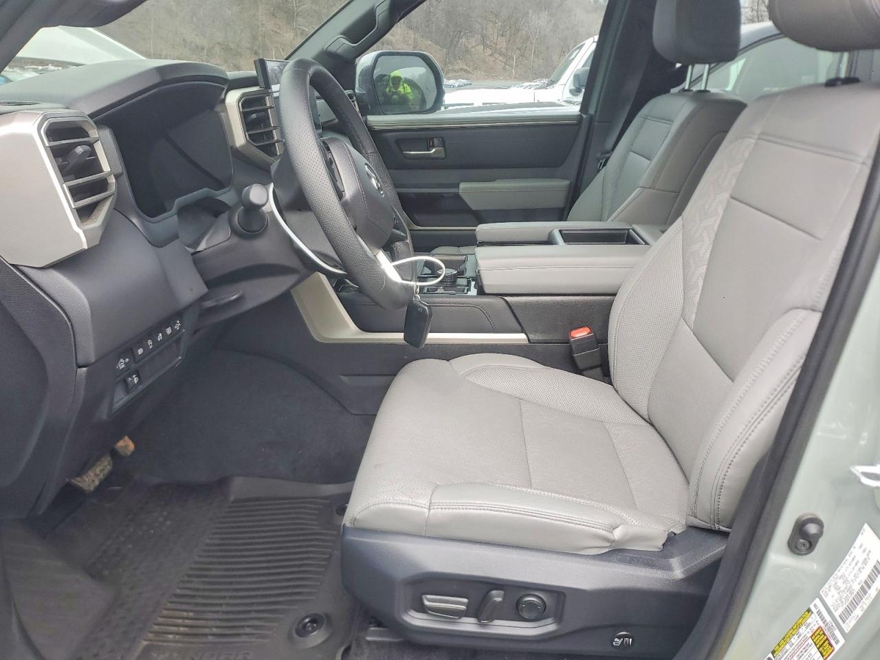 2025 Toyota Tundra Limited 4WD