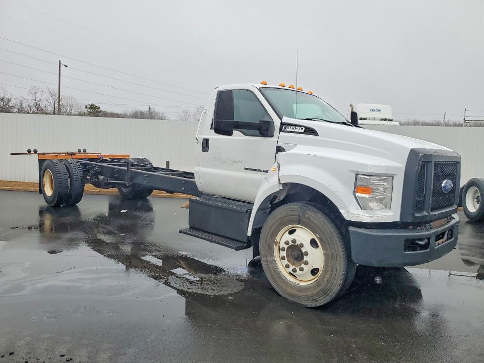 2018 Ford F650 Super Duty Truck Cab AND Chassis
