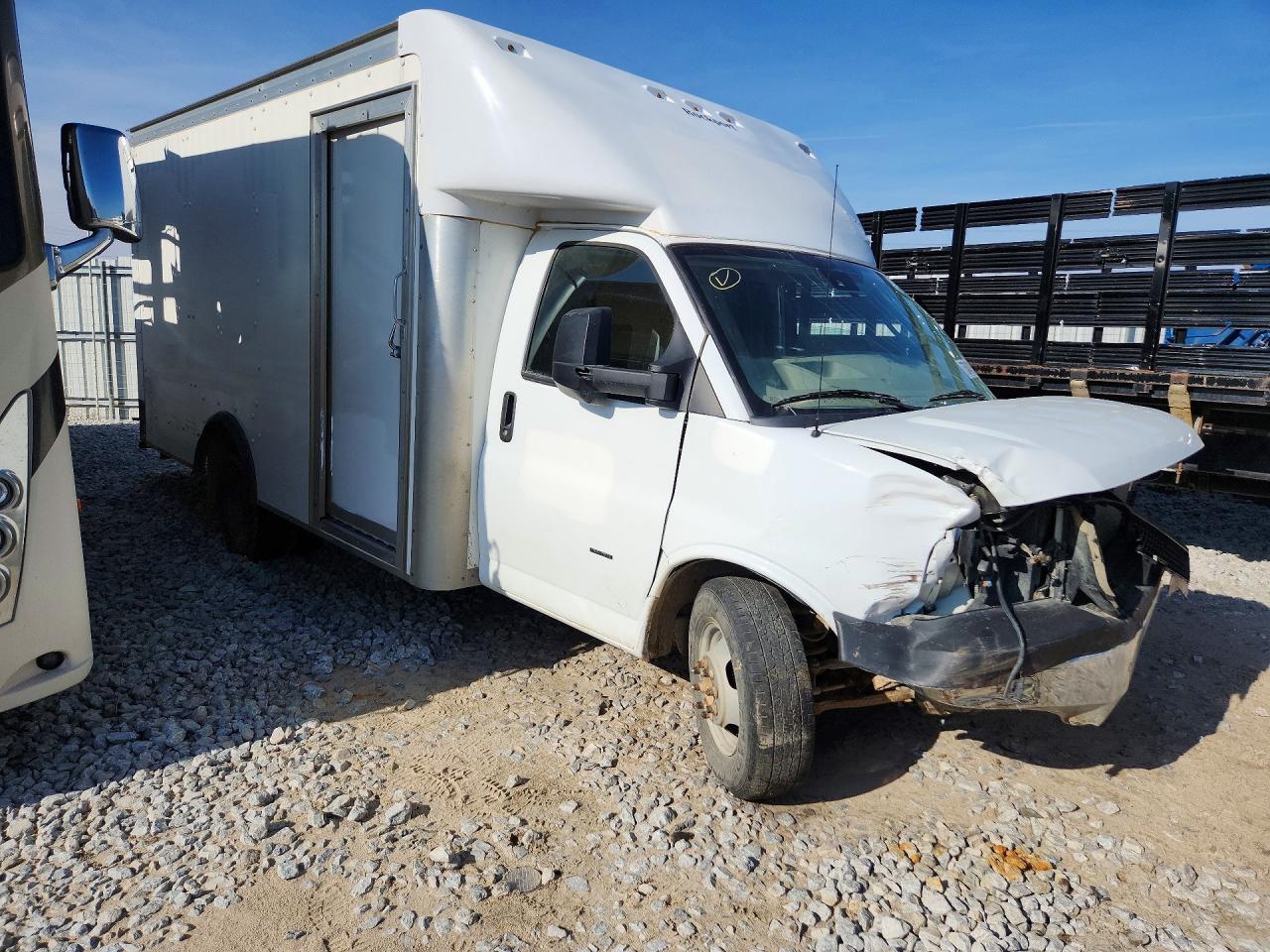 2022 Chev Rolet Express Delivery Truck