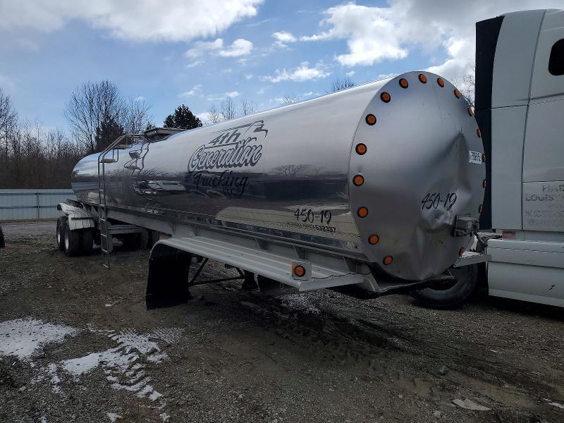 2008 Walker Tank Trailer