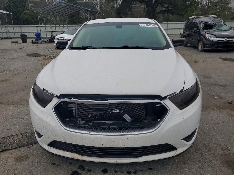 2017 Ford Taurus se