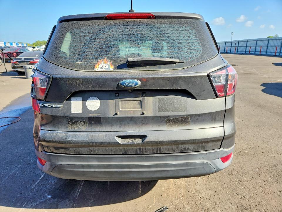 2018 Ford Escape s