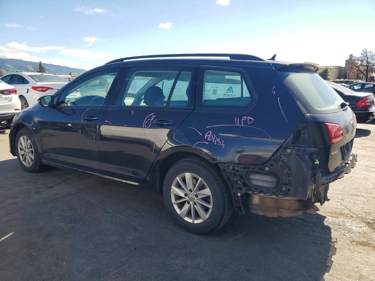 2019 Volkswagen Golf Sportwagen s