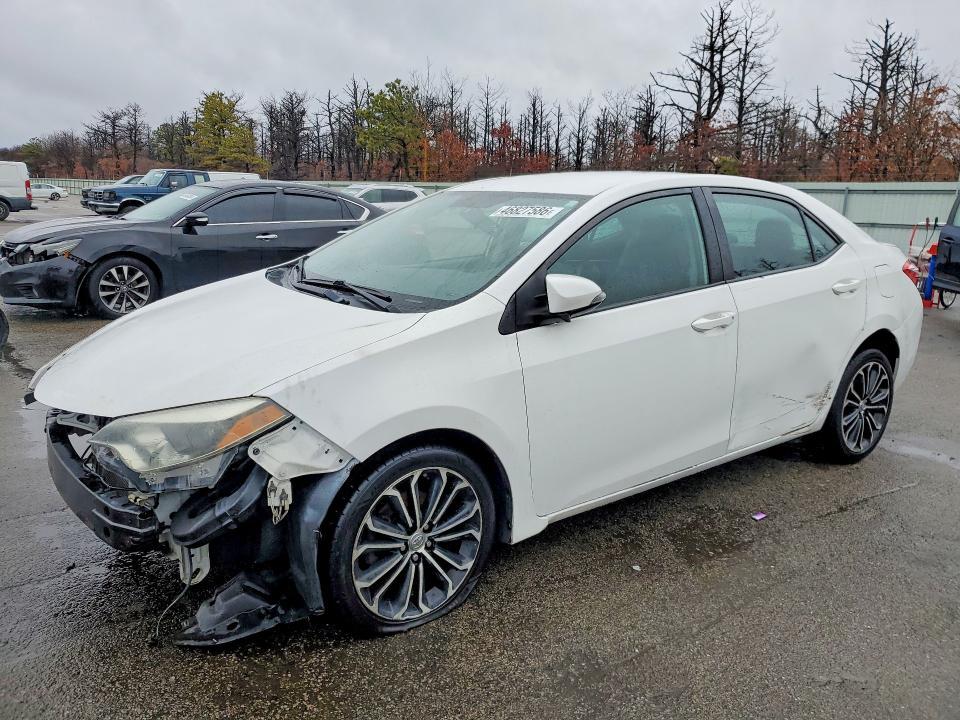2015 Toyota Corolla s