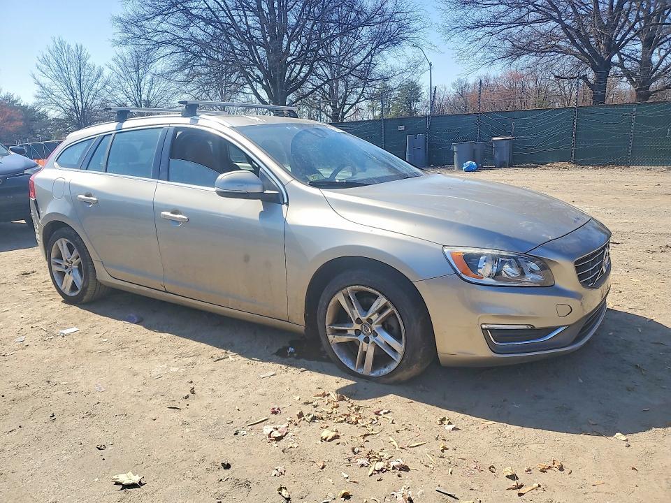 2015 Volvo V60 Premier