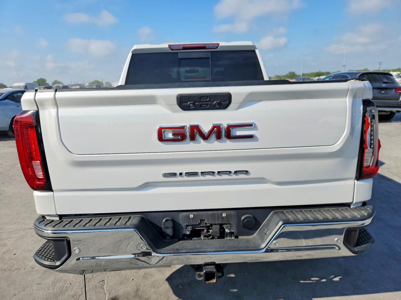 2020 GMC Sierra K1500 SLT