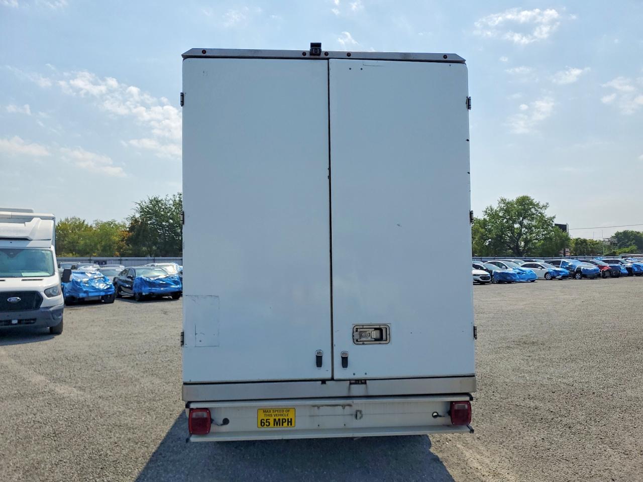 2020 Ford Transit Delivery Truck