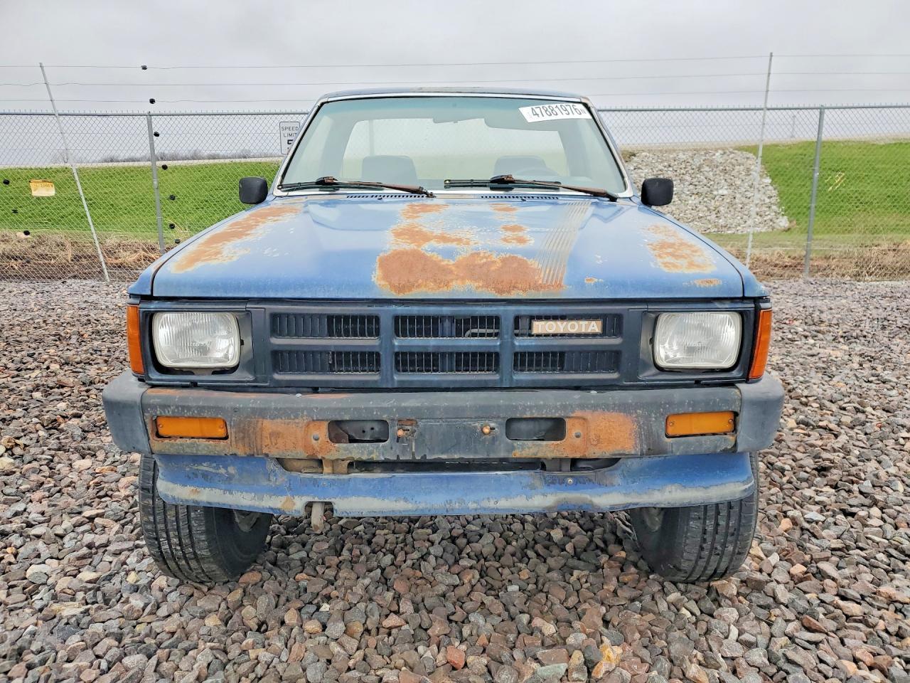 1986 Toyota Pickup Base