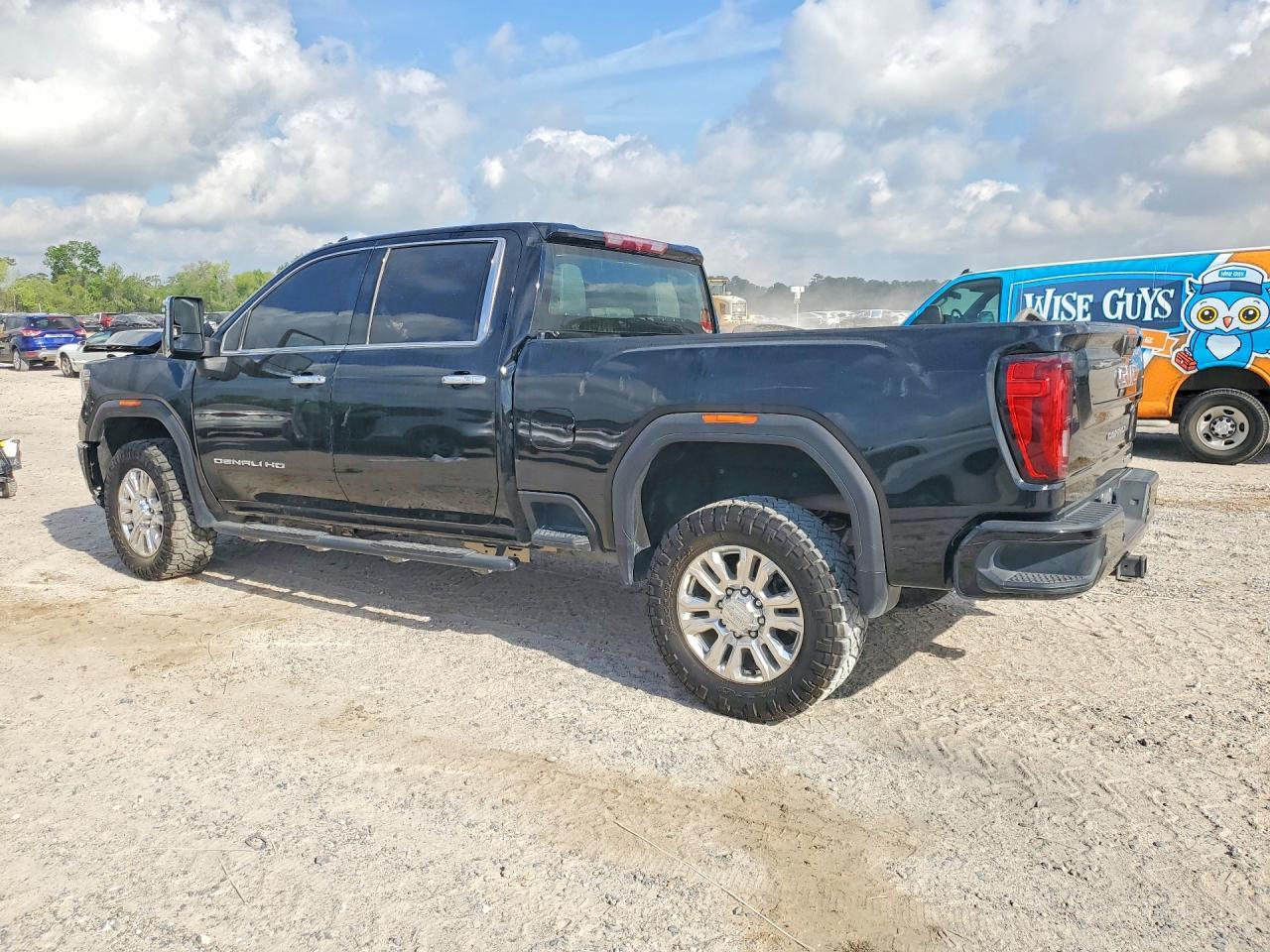 2022 GMC Sierra K2500 Denali