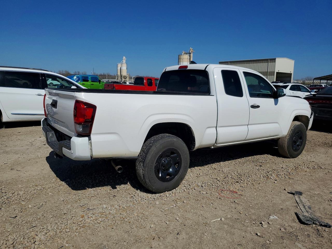 2019 Toyota Tacoma SR