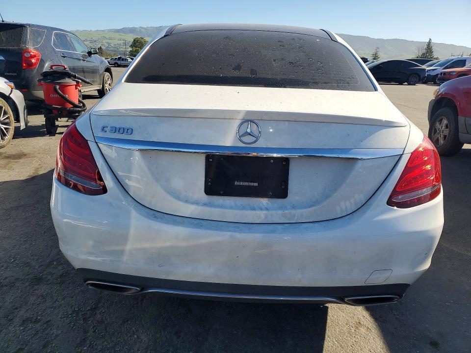 2016 Mercedes-Benz C300