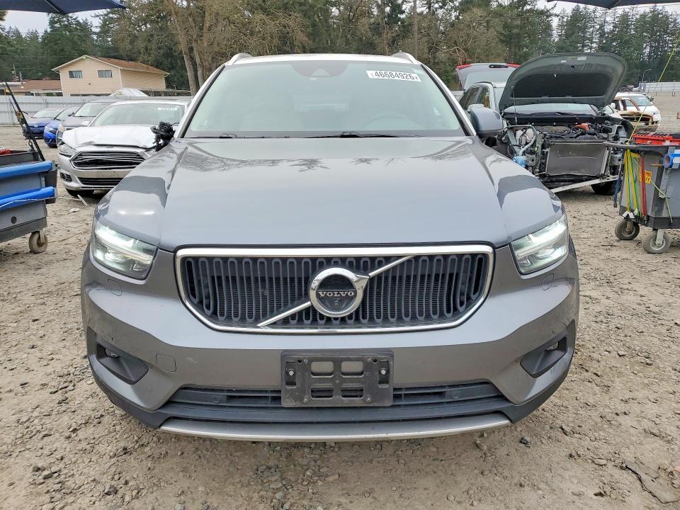 2019 Volvo Xc40 T5 Momentum