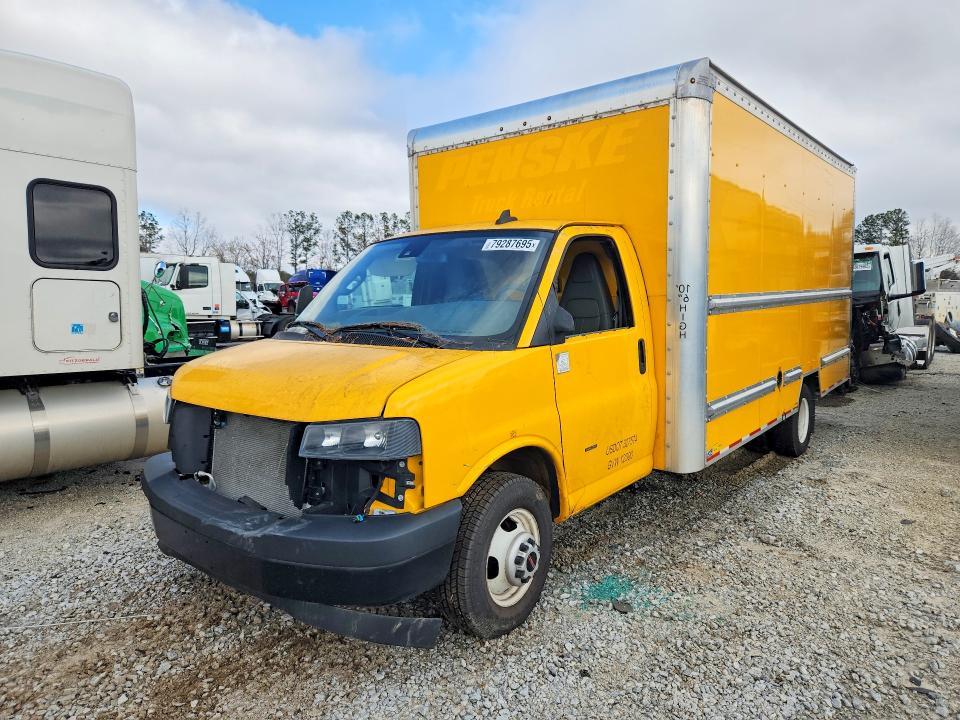 2023 GMC Savana BOX Truck