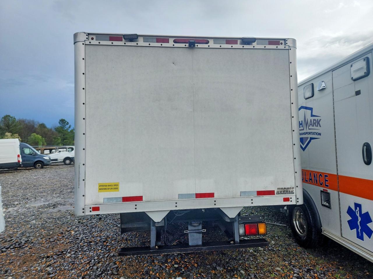 2023 Isuzu NPR HD BOX Truck