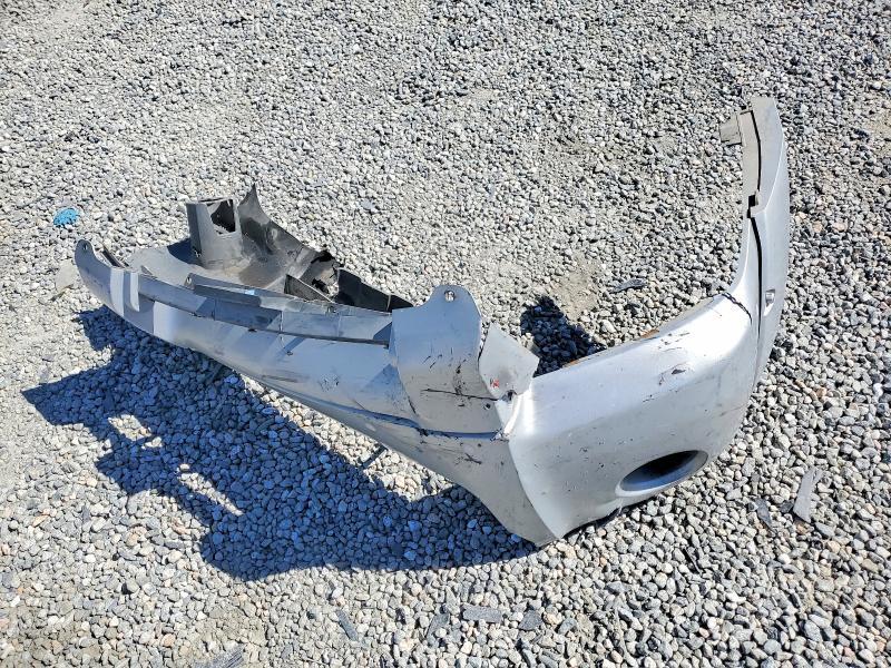 2004 Nissan Frontier XE-V6